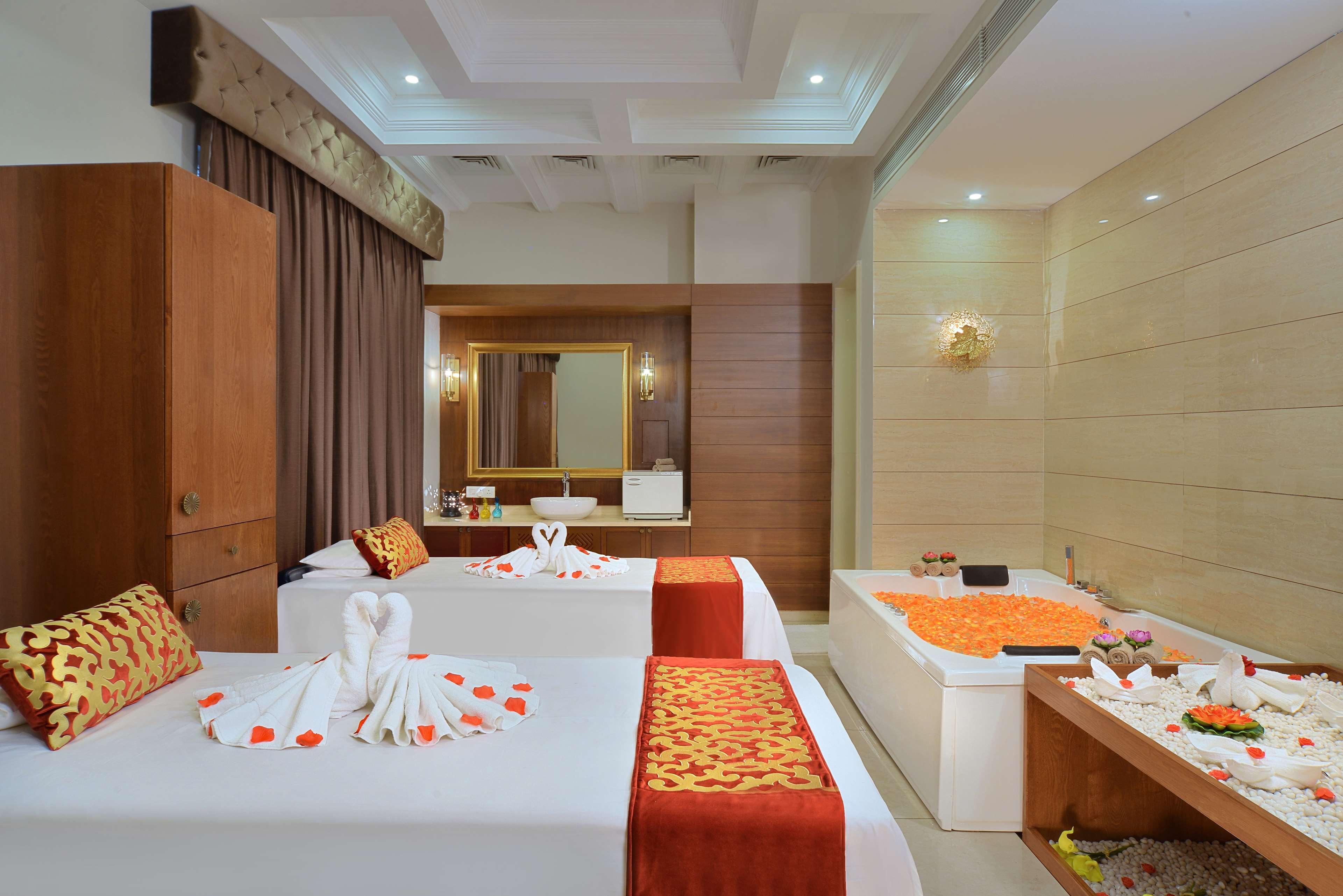 Hotel Radisson Chandigarh Zirakpur