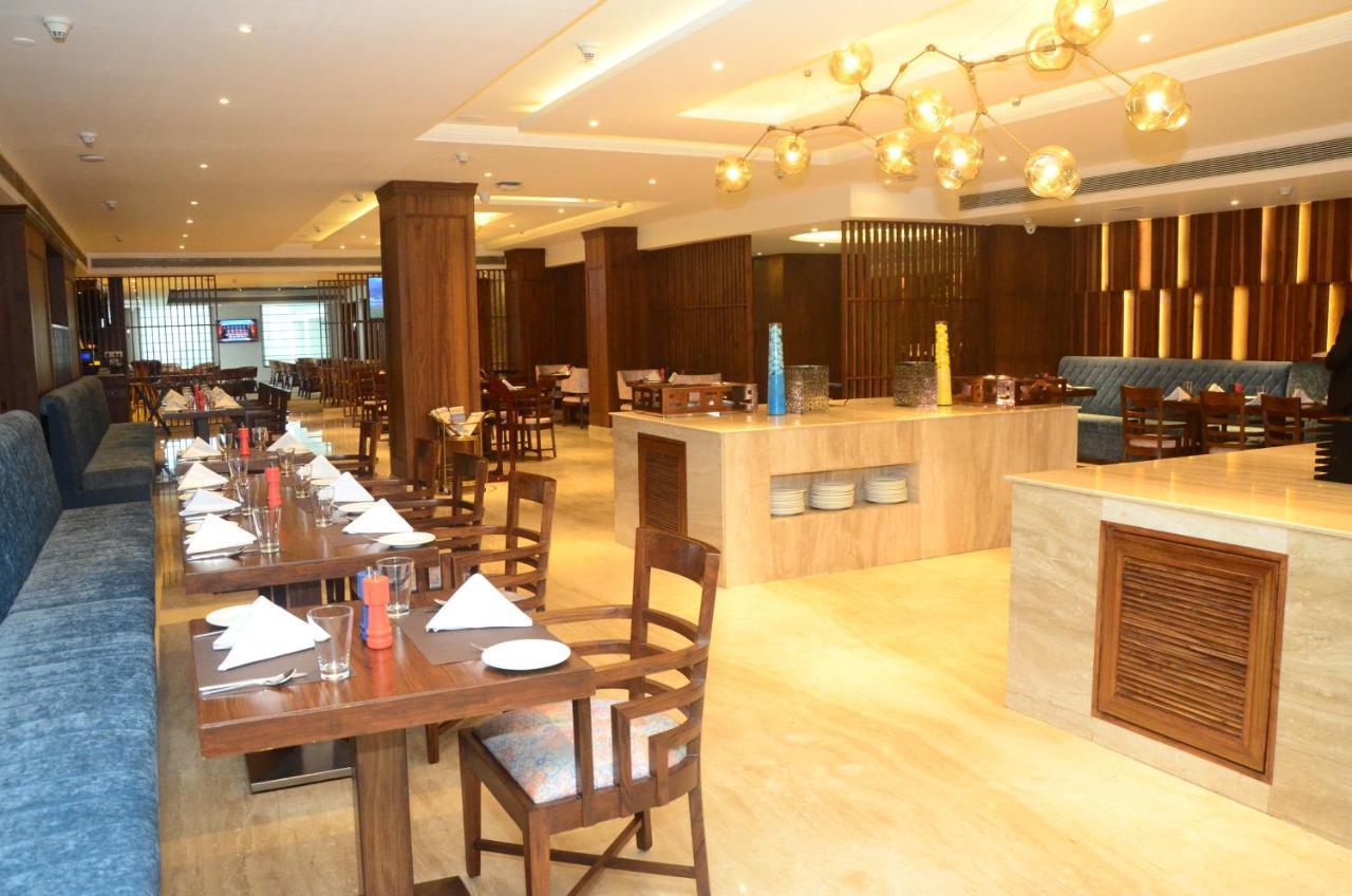 Radisson Chandigarh Hotel 5*